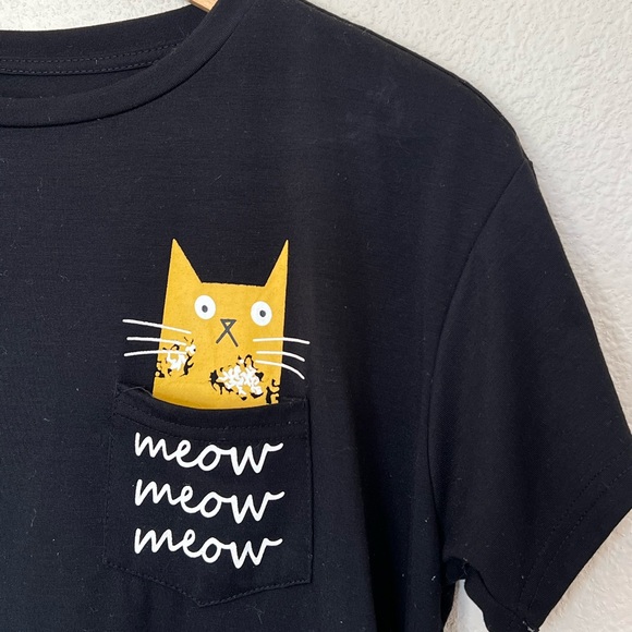 Unbranded | Black Cat Meow Pocket Tee - Picture 6 of 8